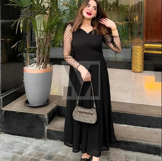 BLACK POLKA DOTS NET SLEEVES
